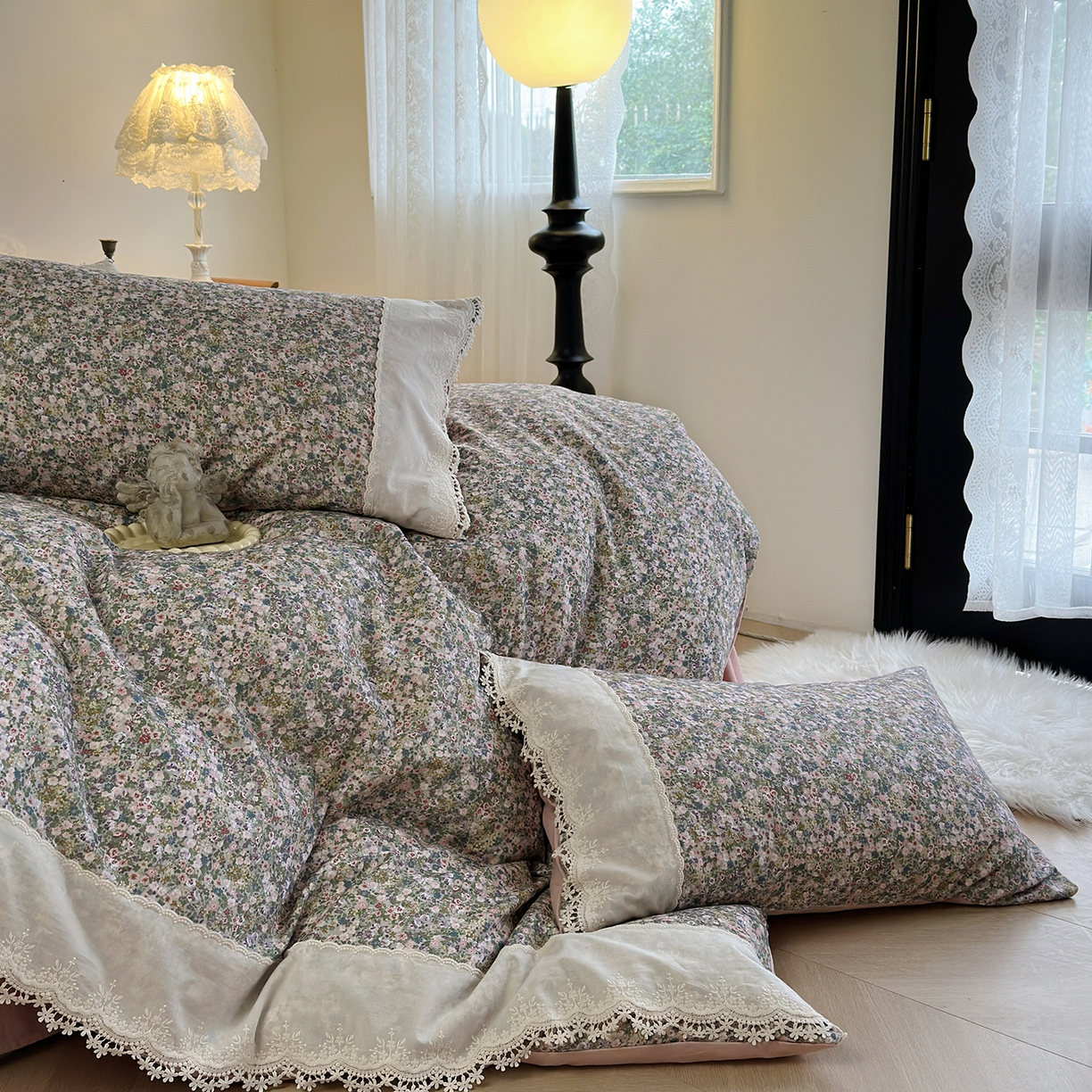 91家纺网 家纺一手货源 找家纺 怡家居 2025新款全棉纯棉磨毛数码印花韩系花边四件套 珍妮