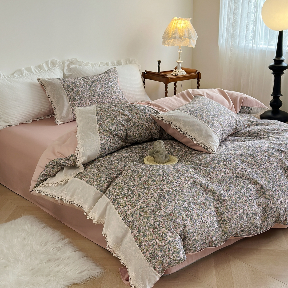 91家纺网 家纺一手货源 找家纺 怡家居 2025新款全棉纯棉磨毛数码印花韩系花边四件套 珍妮