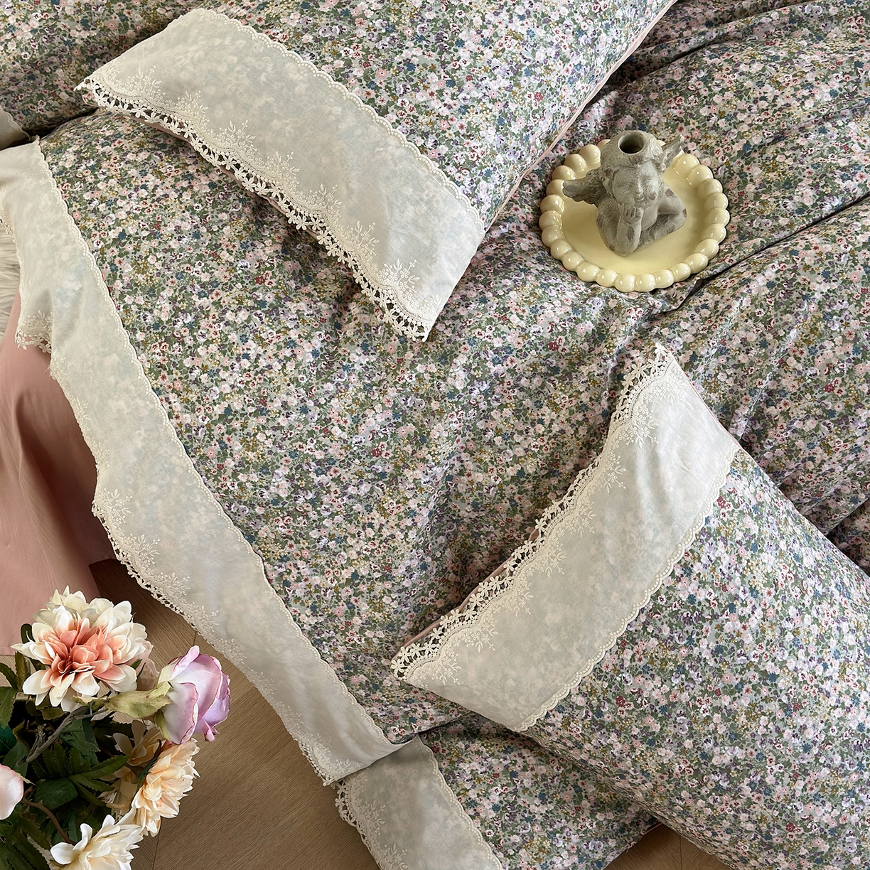 91家纺网 家纺一手货源 找家纺 怡家居 2025新款全棉纯棉磨毛数码印花韩系花边四件套 珍妮