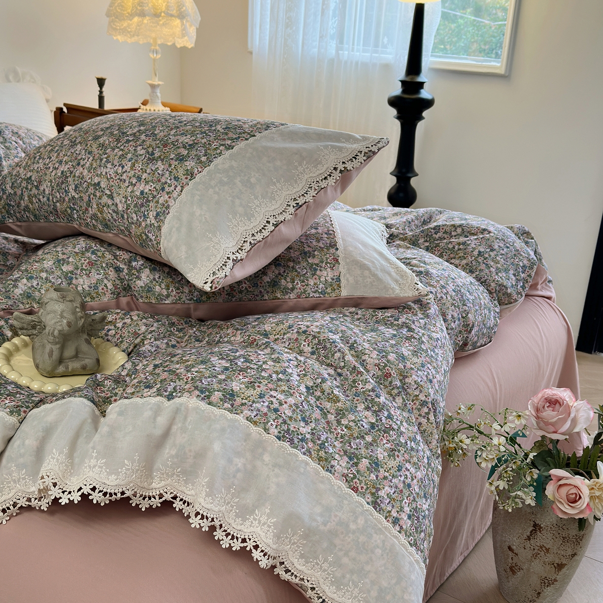 91家纺网 家纺一手货源 找家纺 怡家居 2025新款全棉纯棉磨毛数码印花韩系花边四件套 珍妮