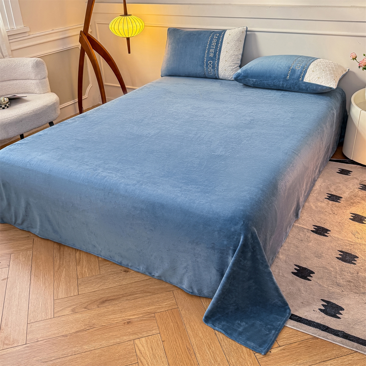 91家纺网 家纺一手货源 找家纺 灰鲸 2025新款牛奶绒拼接刺绣雕花四件套-可可 可可-宾利蓝