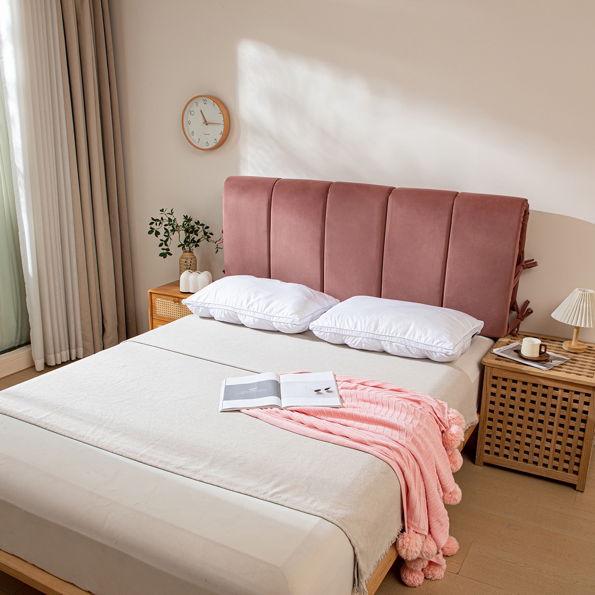 91家纺网 家纺一手货源 找家纺 沐沐家纺 2026新款丰德绒海绵款床头罩 粉色