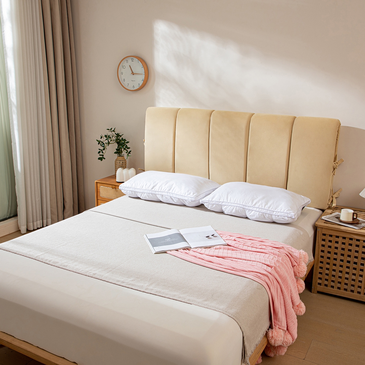 91家纺网 家纺一手货源 找家纺 沐沐家纺 2026新款丰德绒海绵款床头罩 黄色