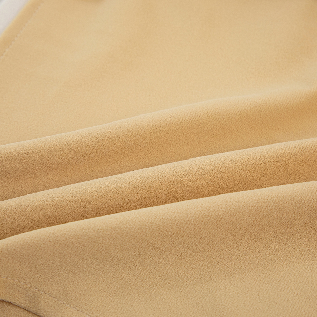 91家纺网 家纺一手货源 找家纺 沐沐家纺 2026新款丰德绒海绵款床头罩 黄色