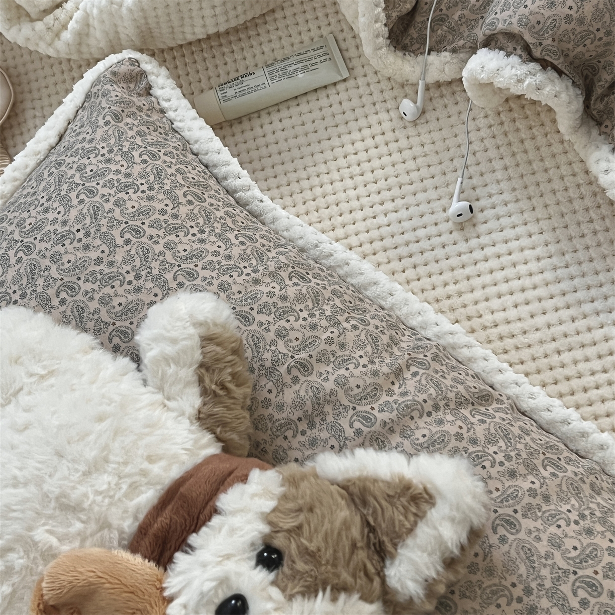 91家纺网 家纺一手货源 找家纺 荣轩 2025秋冬必备新品棉加绒华夫格提花绒工艺款四件套（铺床版） 帕米尔的秋