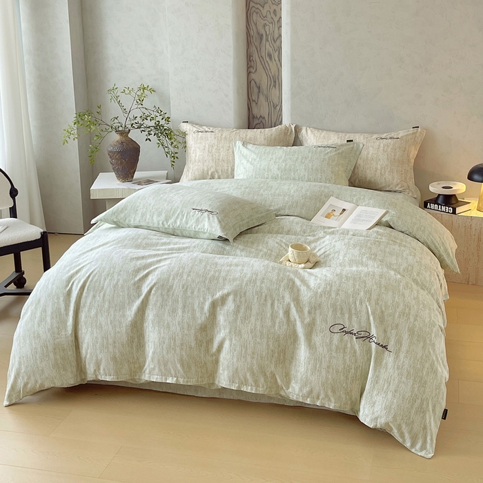 91家纺网 家纺一手货源 找家纺 春皖家纺 2025新款棉天丝纯色刺绣四件套单品系列-四件套 苔绮绿