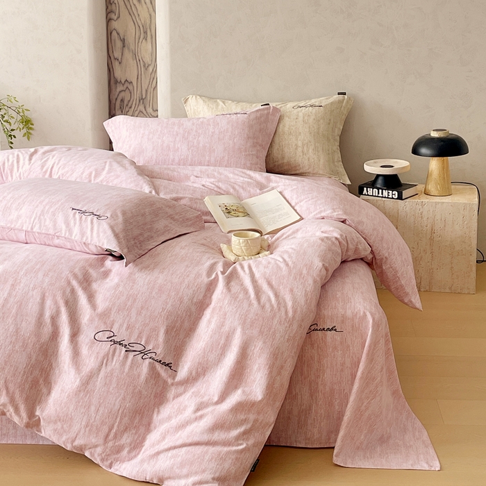 91家纺网 家纺一手货源 找家纺 春皖家纺 2025新款棉天丝纯色刺绣四件套单品系列-四件套 樱绮丝