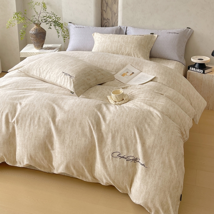 91家纺网 家纺一手货源 找家纺 春皖家纺 2025新款棉天丝纯色刺绣四件套单品系列-四件套 亮绮黄