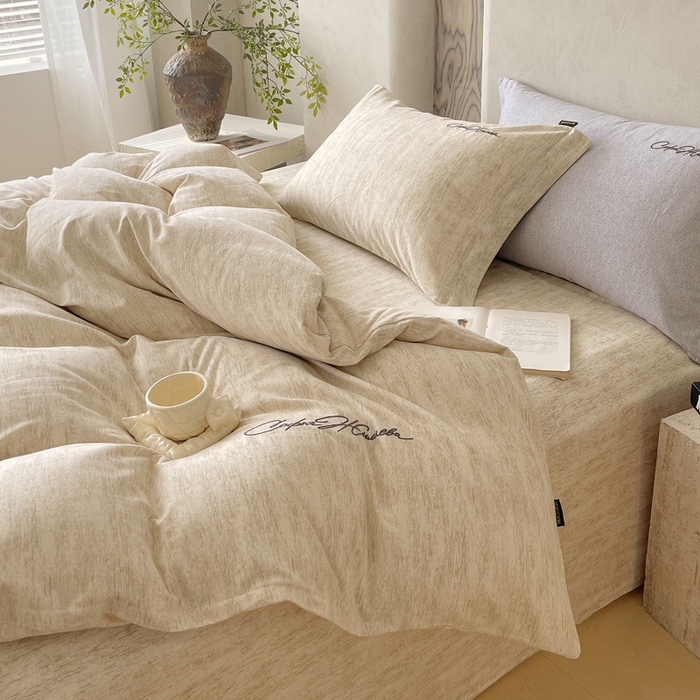 91家纺网 家纺一手货源 找家纺 春皖家纺 2025新款棉天丝纯色刺绣四件套单品系列-四件套 亮绮黄