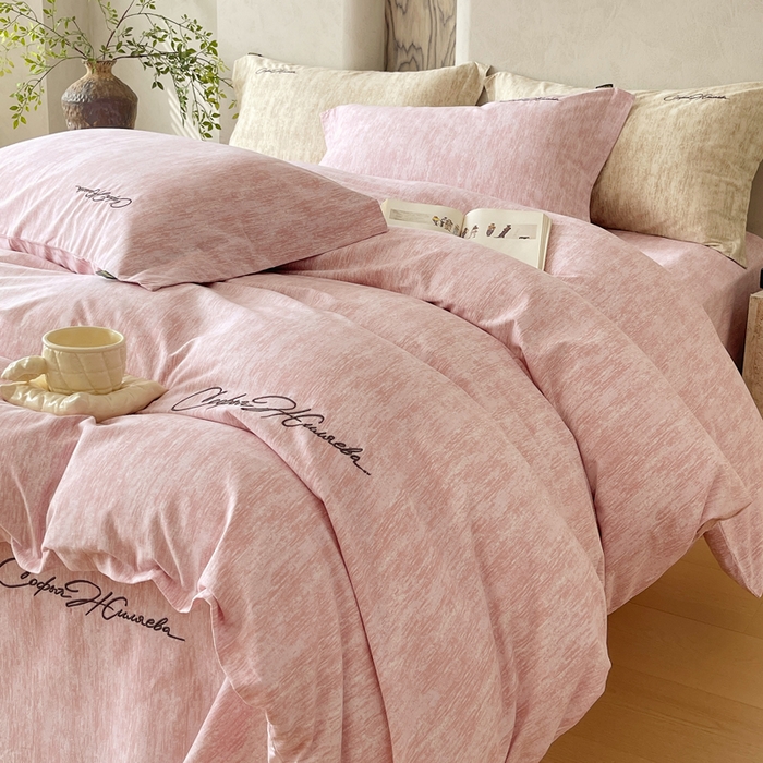 91家纺网 家纺一手货源 找家纺 春皖家纺 2025新款棉天丝纯色刺绣四件套单品系列-四件套 樱绮丝