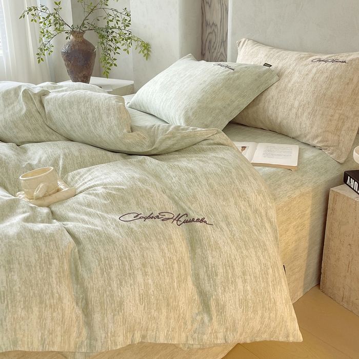 91家纺网 家纺一手货源 找家纺 春皖家纺 2025新款棉天丝纯色刺绣四件套单品系列-四件套 苔绮绿