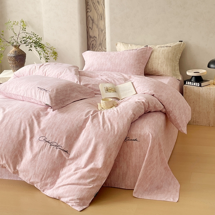 91家纺网 家纺一手货源 找家纺 春皖家纺 2025新款棉天丝纯色刺绣四件套单品系列-四件套 樱绮丝