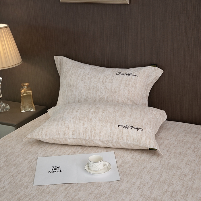 春皖家纺 2025新款棉天丝纯色刺绣四件套单品系列-单枕套 亮绮黄