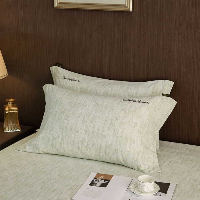 91家纺网 家纺一手货源 找家纺 春皖家纺 2025新款棉天丝纯色刺绣四件套单品系列-单枕套 苔绮绿