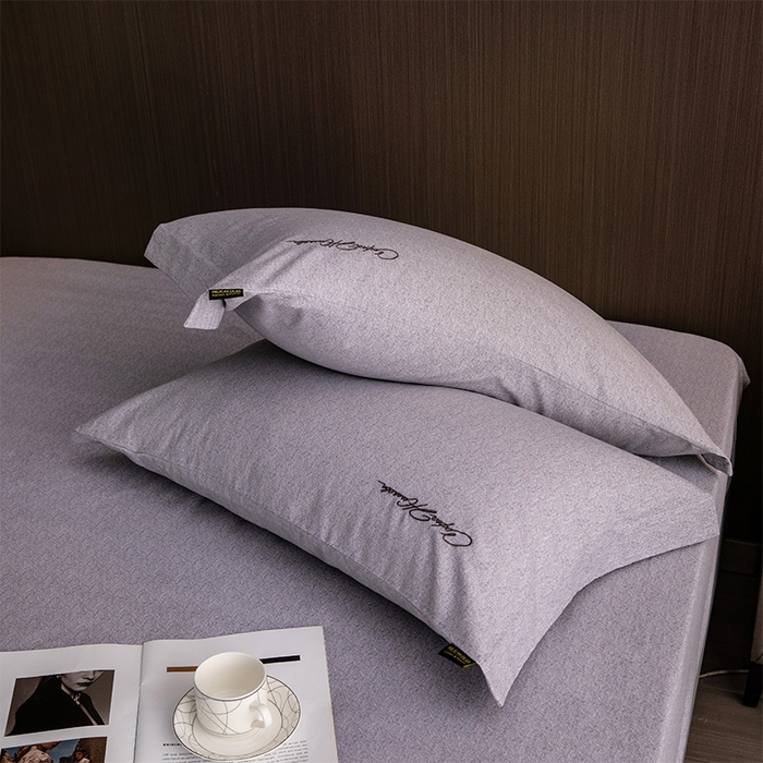 91家纺网 家纺一手货源 找家纺 春皖家纺 2025新款棉天丝纯色刺绣四件套单品系列-单枕套 钛绮灰