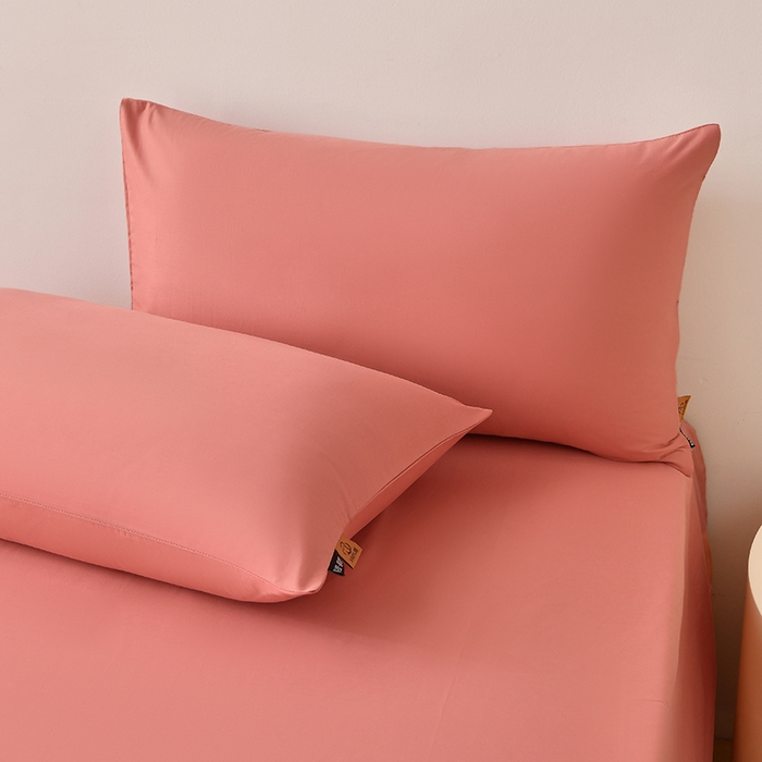 91家纺网 家纺一手货源 找家纺 宇彬家纺 2026直播热爆新款A类13374全棉一字绣纯色四件套贡缎新疆长绒匹马棉可定做 眠系列-奶油粉