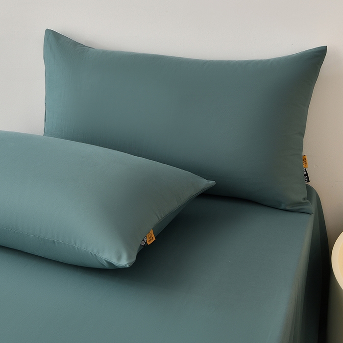 91家纺网 家纺一手货源 找家纺 宇彬家纺 2026直播热爆新款A类13374全棉一字绣纯色四件套贡缎新疆长绒匹马棉可定做 眠系列-摩卡绿