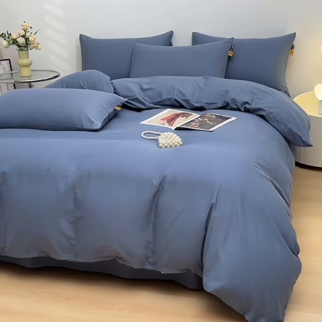 91家纺网 家纺一手货源 找家纺 宇彬家纺 2026直播热爆新款A类13374全棉一字绣纯色四件套贡缎新疆长绒匹马棉可定做 眠系列- 宾利蓝