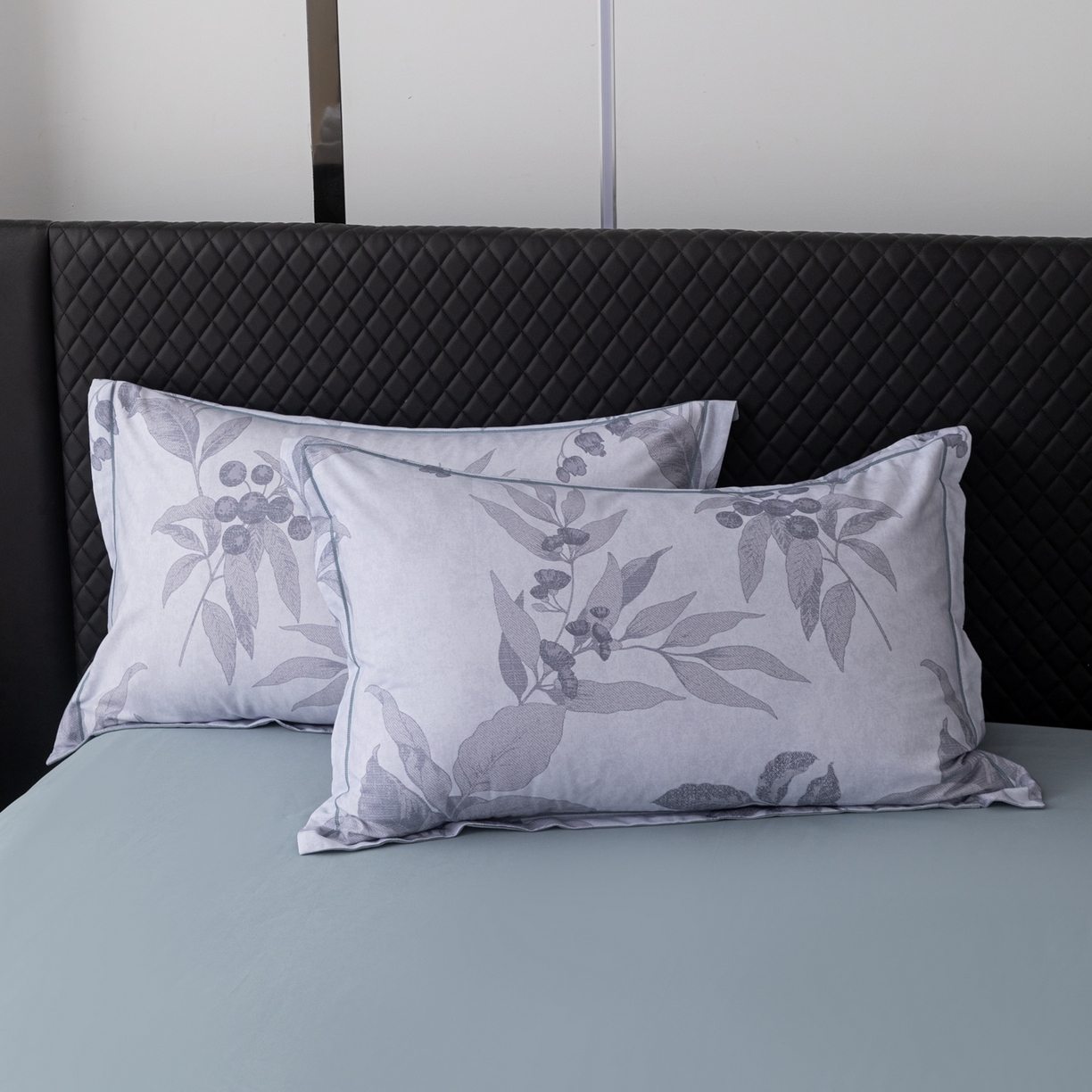 91家纺网 家纺一手货源 找家纺 贝兰仙奴 2025新款全棉磨毛多规格系列四件套 安梦灰