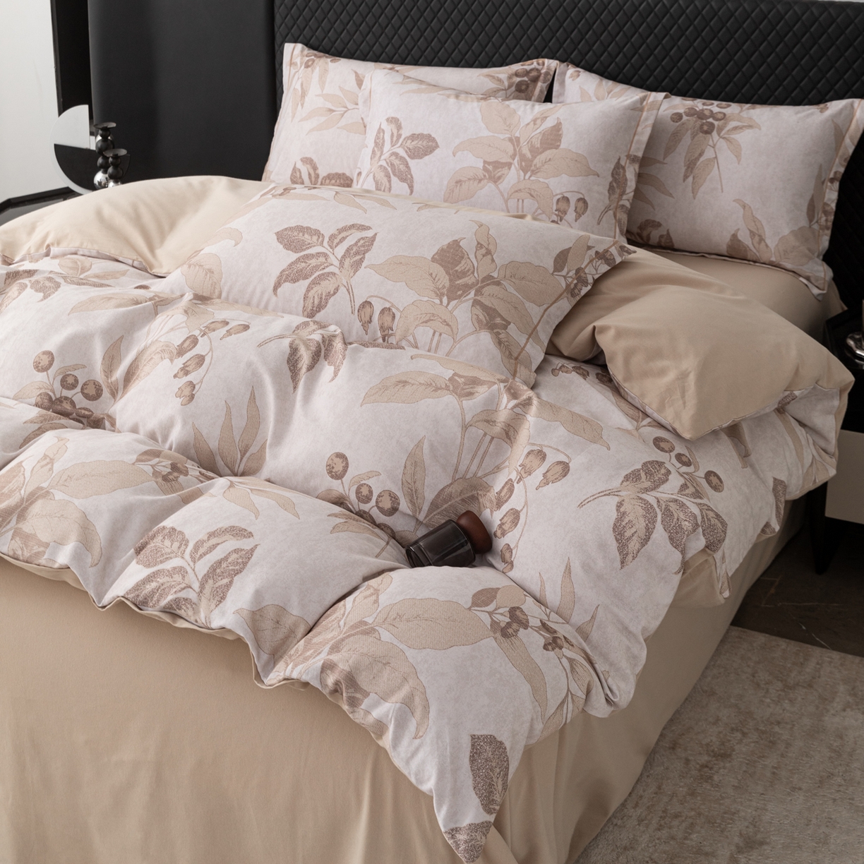 91家纺网 家纺一手货源 找家纺 贝兰仙奴 2025新款全棉磨毛多规格系列四件套 安梦咖