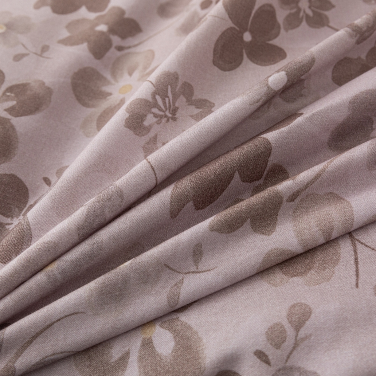 91家纺网 家纺一手货源 找家纺 贝兰仙奴 2025新款全棉磨毛多规格系列四件套 春风恋影棕