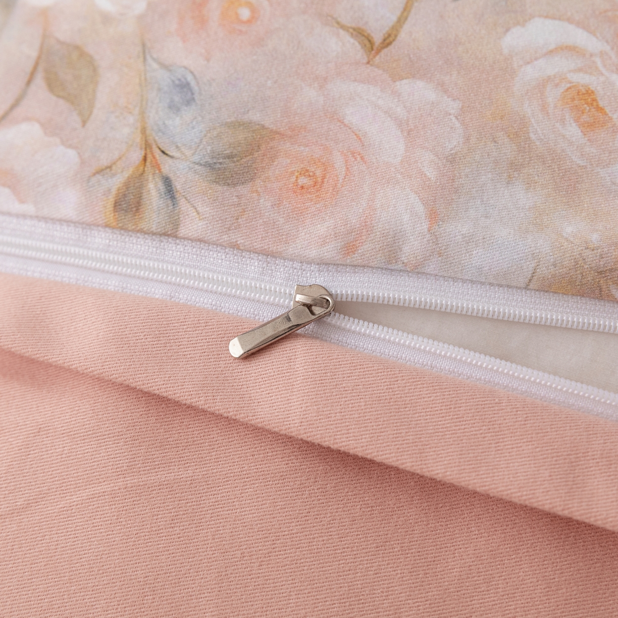 91家纺网 家纺一手货源 找家纺 贝兰仙奴 2025新款全棉磨毛多规格系列四件套 淡颜黄