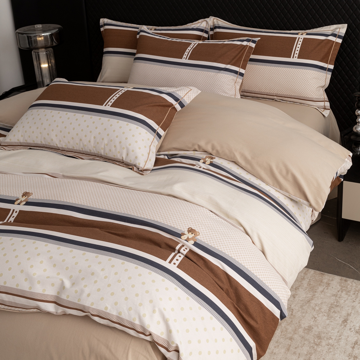 91家纺网 家纺一手货源 找家纺 贝兰仙奴 2025新款全棉磨毛多规格系列四件套 熊可爱咖