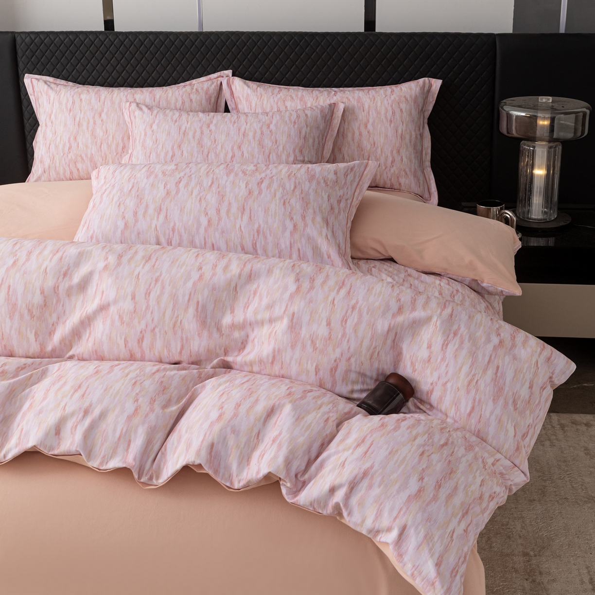 91家纺网 家纺一手货源 找家纺 贝兰仙奴 2025新款全棉磨毛多规格系列四件套 云岫流彩粉