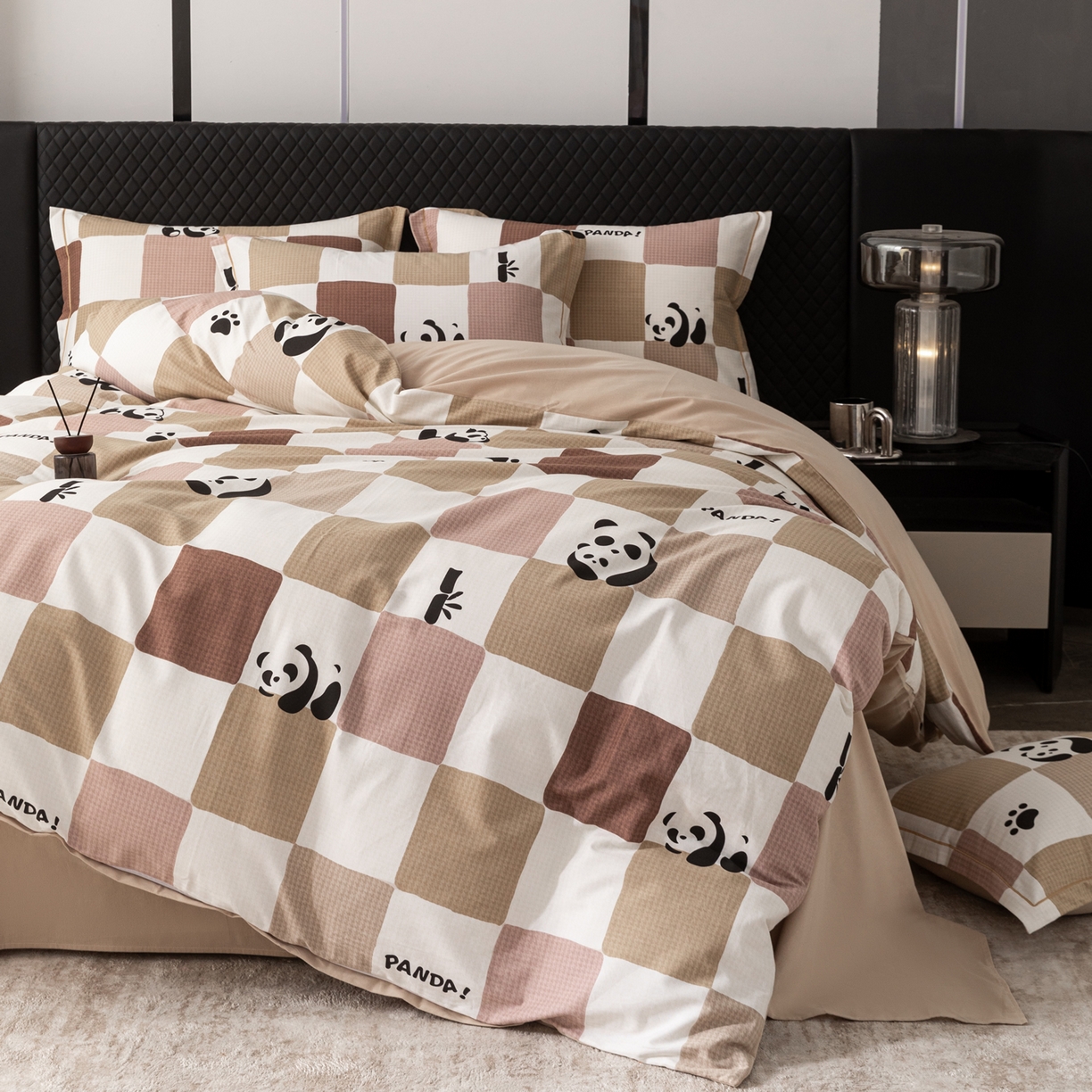 91家纺网 家纺一手货源 找家纺 贝兰仙奴 2025新款全棉磨毛多规格系列单被套 格调熊猫棕