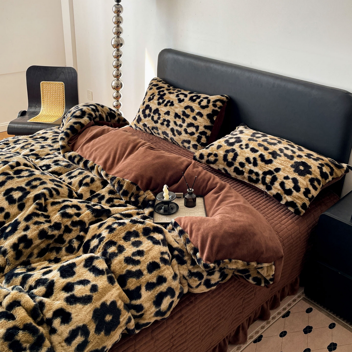 91家纺网 家纺一手货源 找家纺 （总）富米莱（原臻工厂） 2025新款简约美拉德高克重兔绒牛奶绒床盖床裙四件套