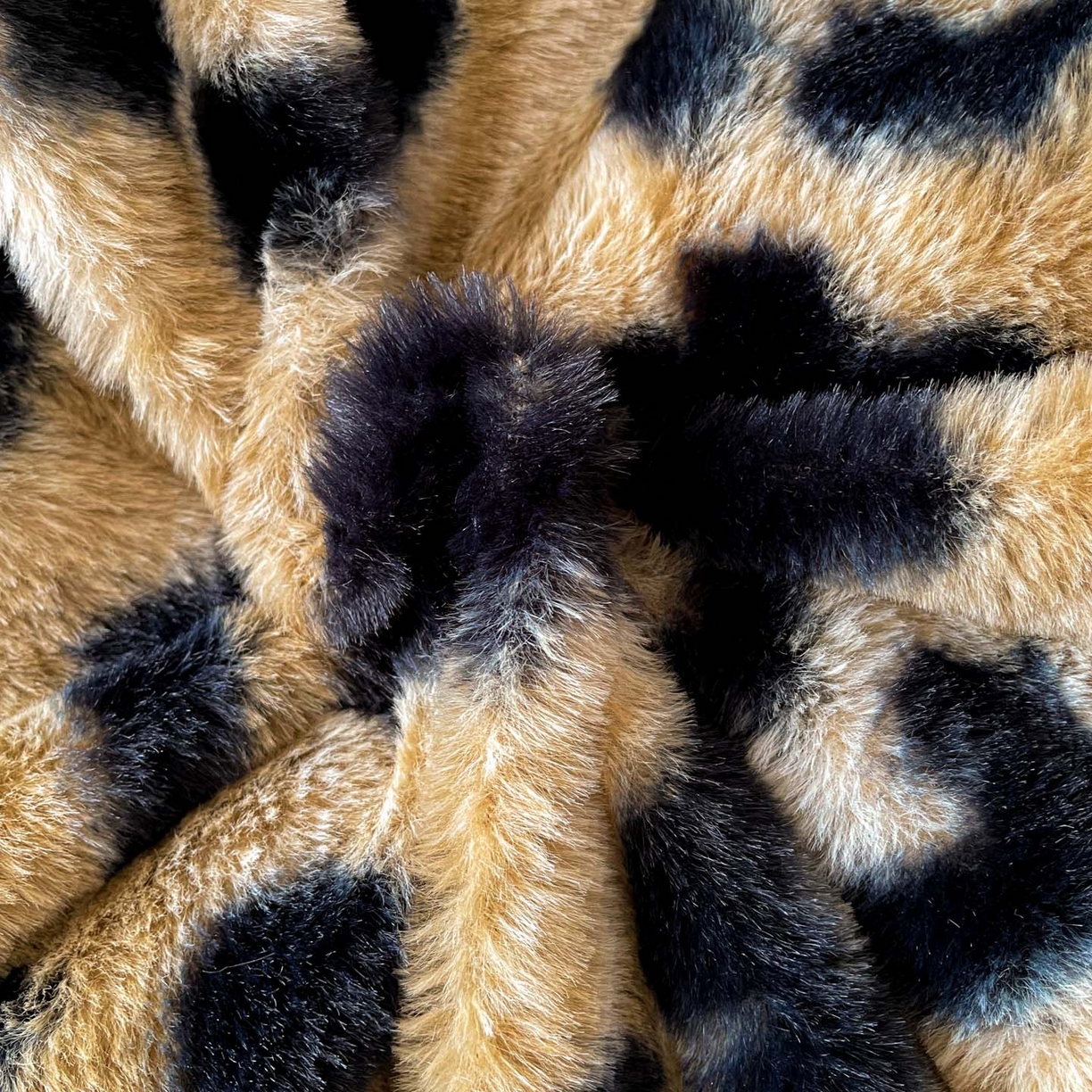 91家纺网 家纺一手货源 找家纺 （总）富米莱（原臻工厂） 2025新款简约美拉德高克重兔绒牛奶绒床盖床裙四件套