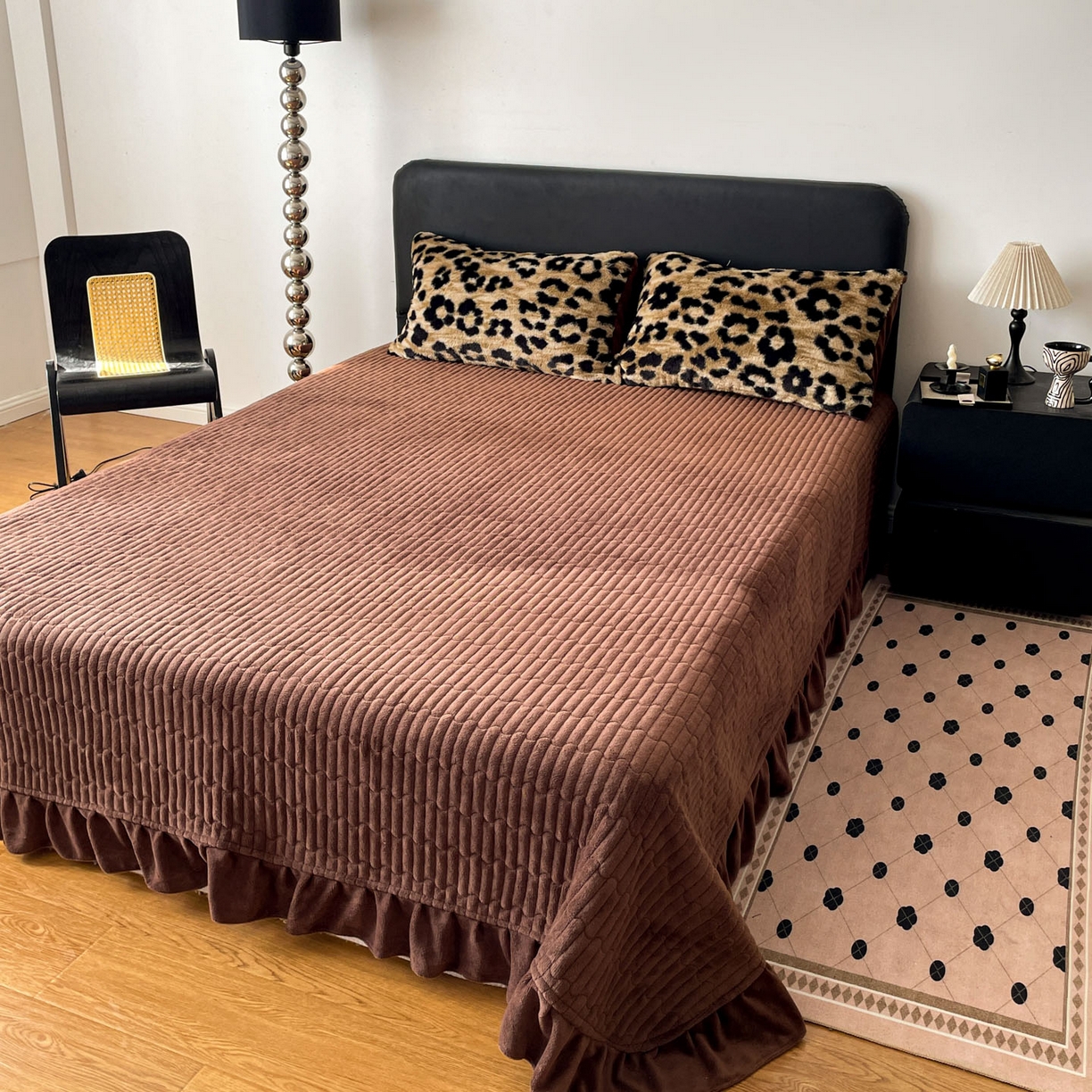 91家纺网 家纺一手货源 找家纺 富米莱（原臻工厂） 2025新款简约美拉德高克重兔绒牛奶绒床盖床裙四件套 简约款-豹纹