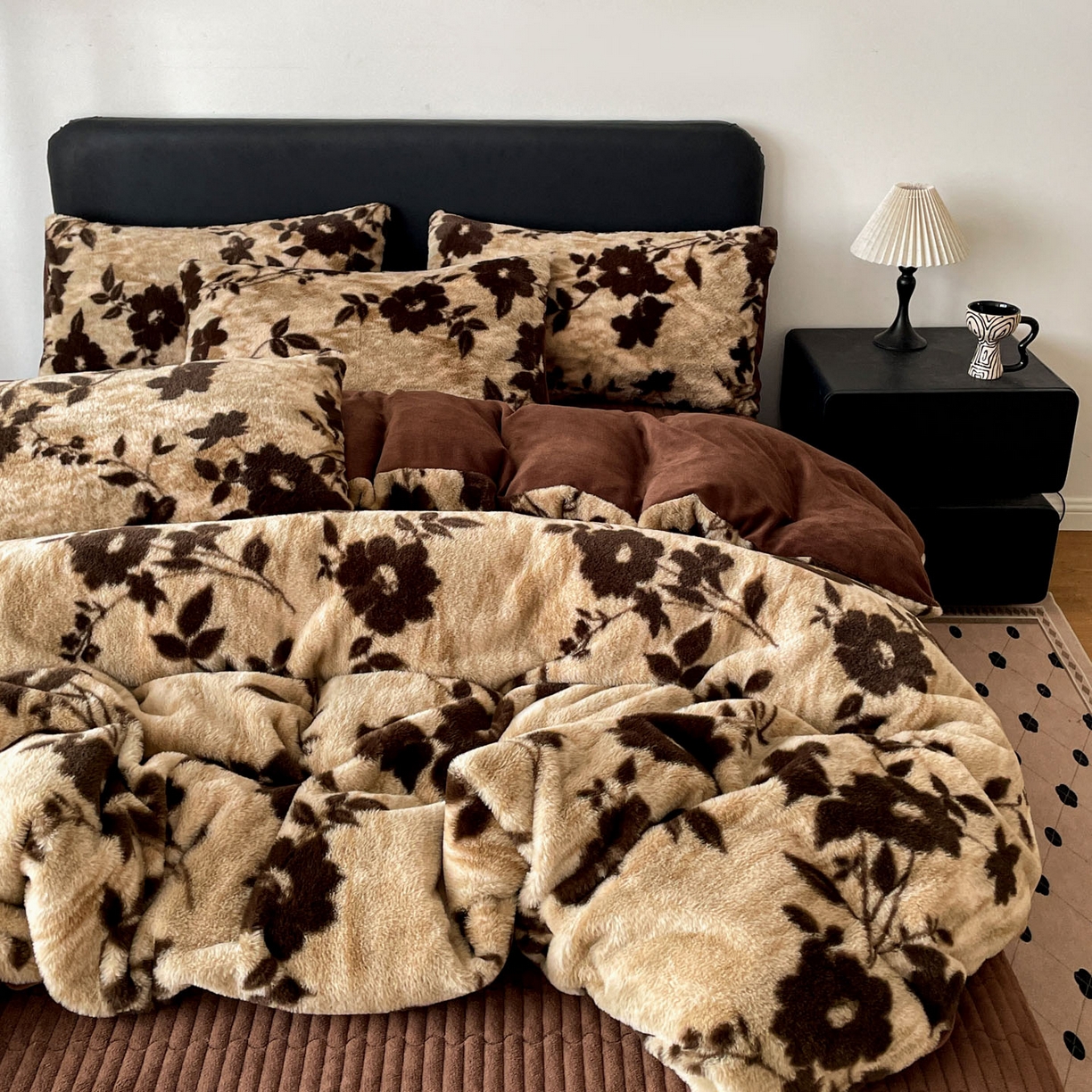 91家纺网 家纺一手货源 找家纺 富米莱（原臻工厂） 2025新款简约美拉德高克重兔绒牛奶绒床盖床裙四件套 简约款-简爱