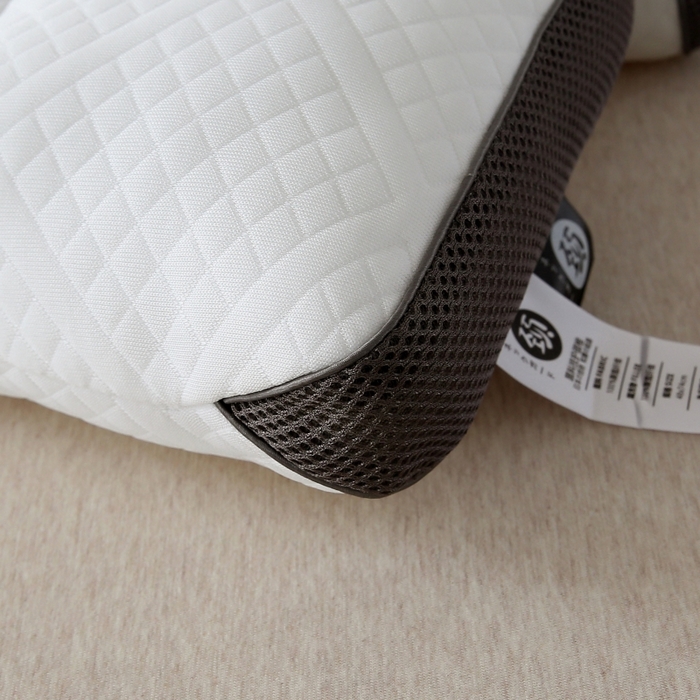 91家纺网 家纺一手货源 找家纺 珍贝家纺 2025新款反牵引颈椎枕枕头枕芯 颈枕-咖色边