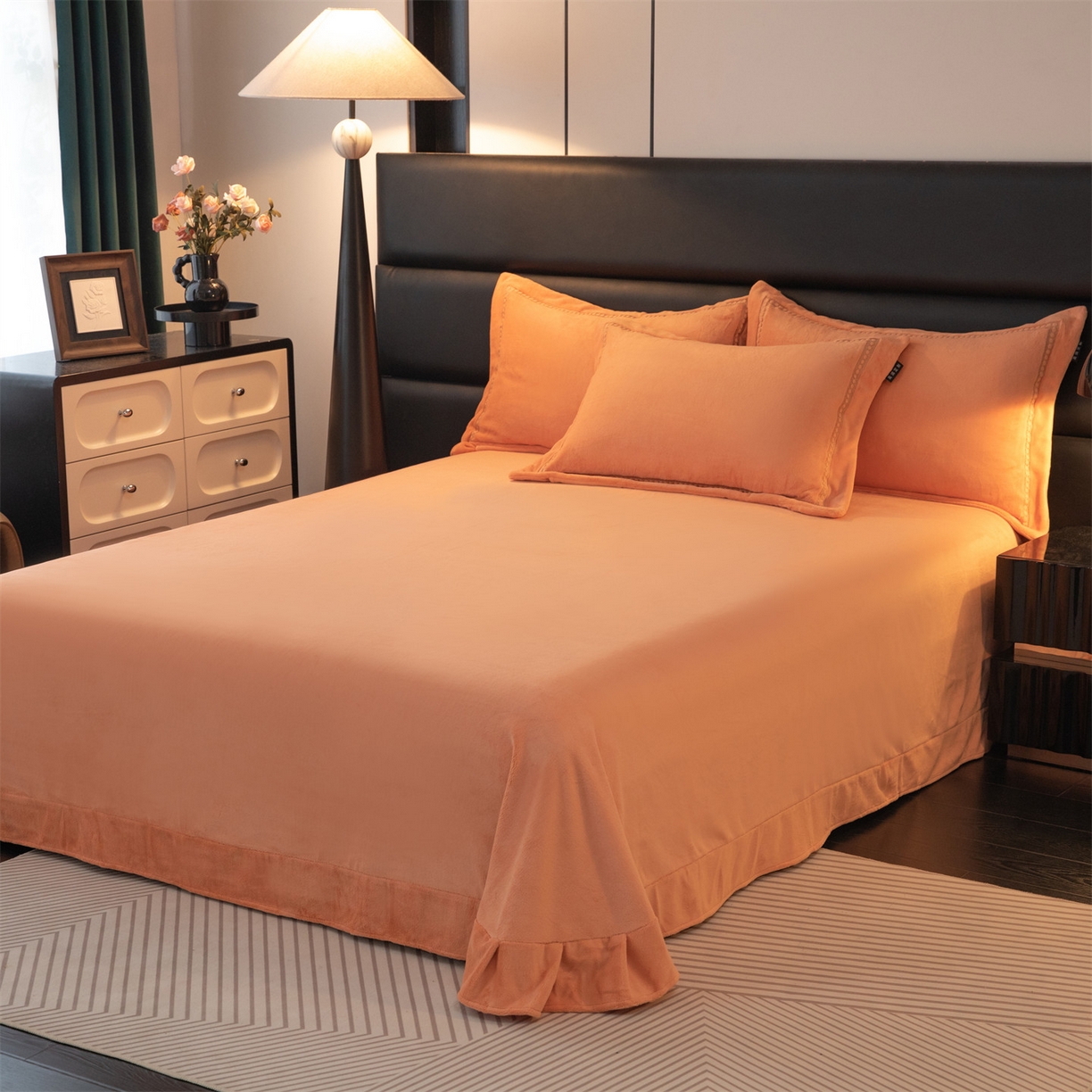 91家纺网 家纺一手货源 找家纺 暖洋家纺 2025新款暖芙绒纯色刺绣款套件四件套 爱玛橙