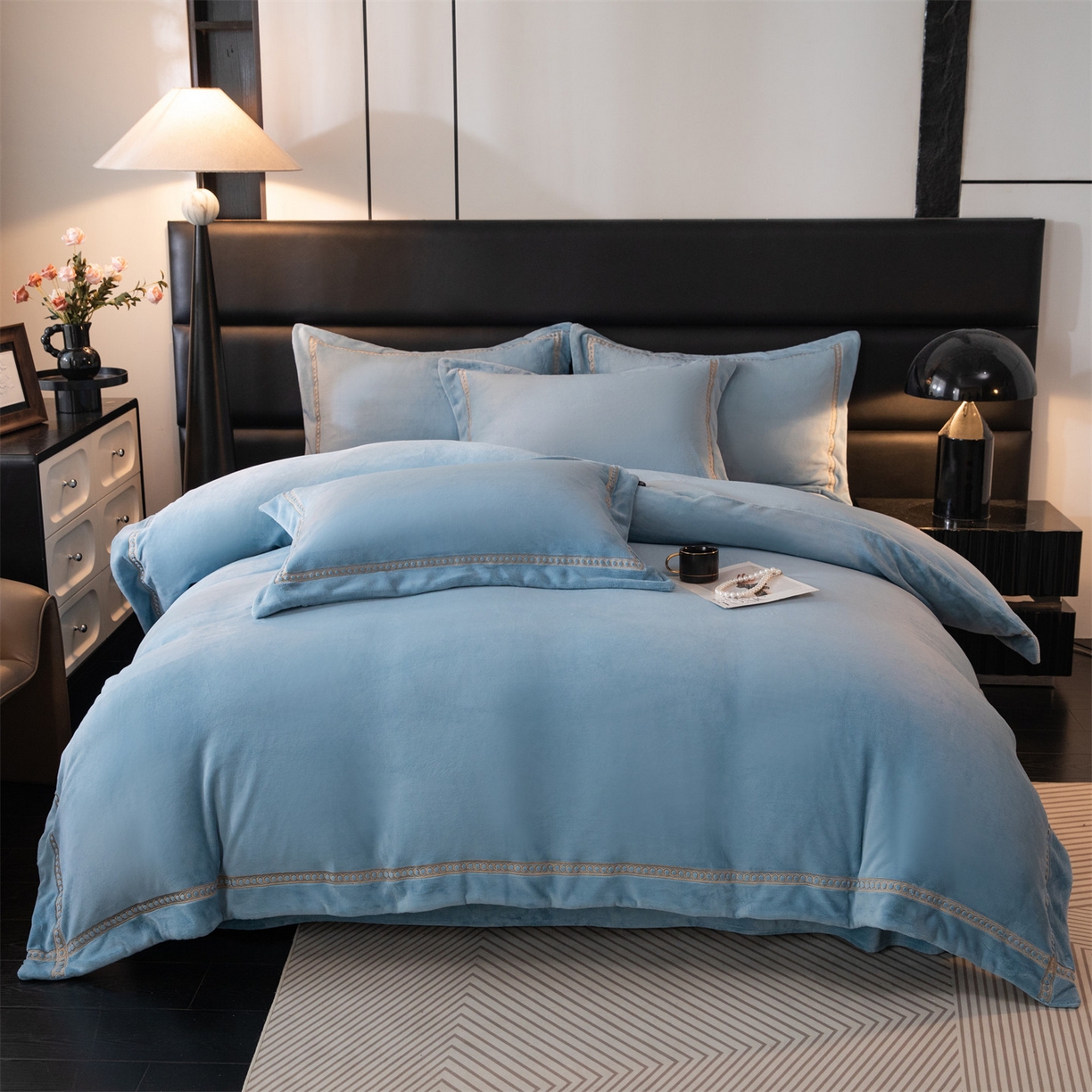 暖洋家纺 2025新款暖芙绒纯色刺绣款套件四件套 蓝灰