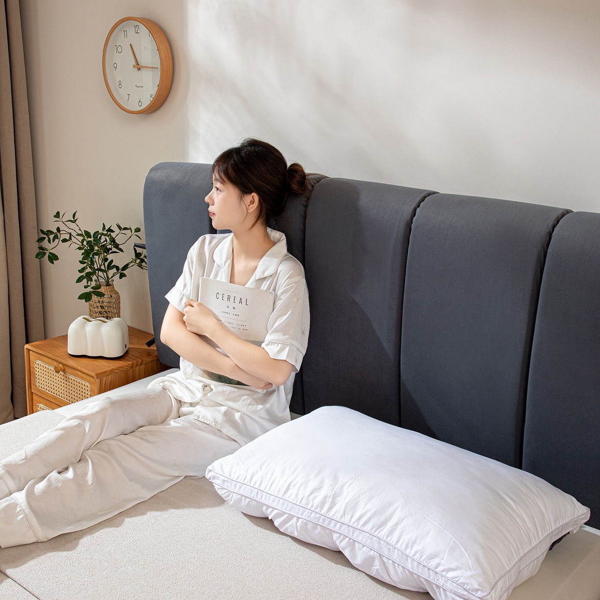 91家纺网 家纺一手货源 找家纺 （总）沐沐家纺 2025新款丰德绒海绵款床头罩