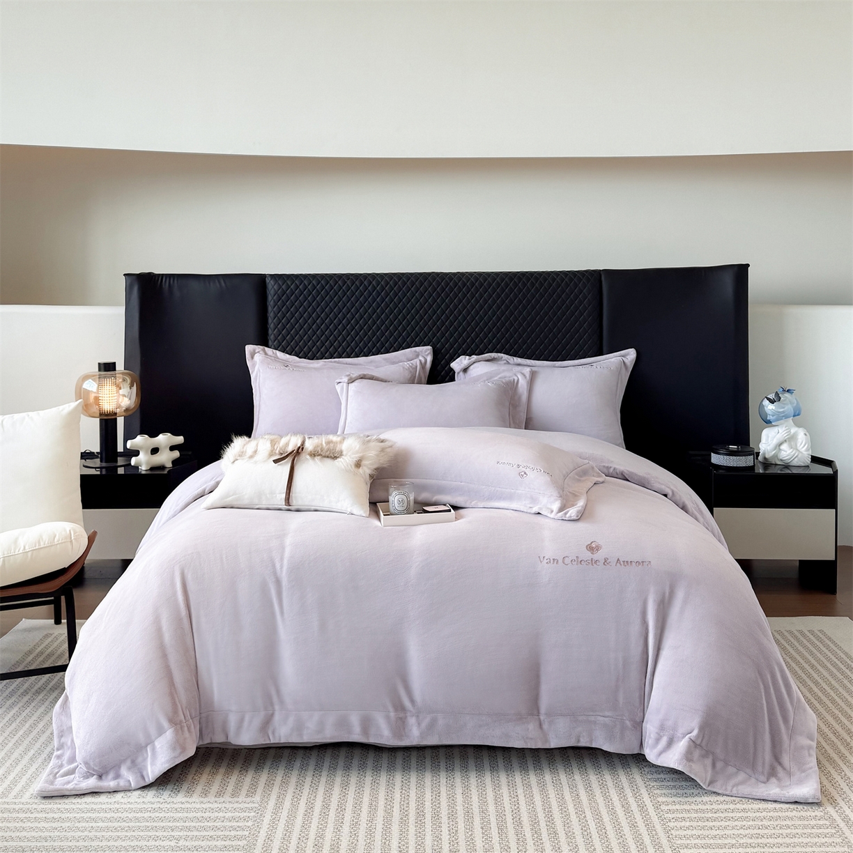 91家纺网 家纺一手货源 找家纺 （总）泽西家纺+V17798841158发大图 2025新品秋冬加厚保暖240克奶肤绒简约风刺绣牛奶绒四件套-梵克雅宝