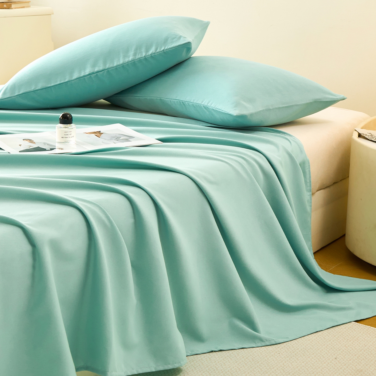 91家纺网 家纺一手货源 找家纺 青泽家纺 2025新款A类亲肤水洗棉纯色床单单品床单单件单床单 天青蓝