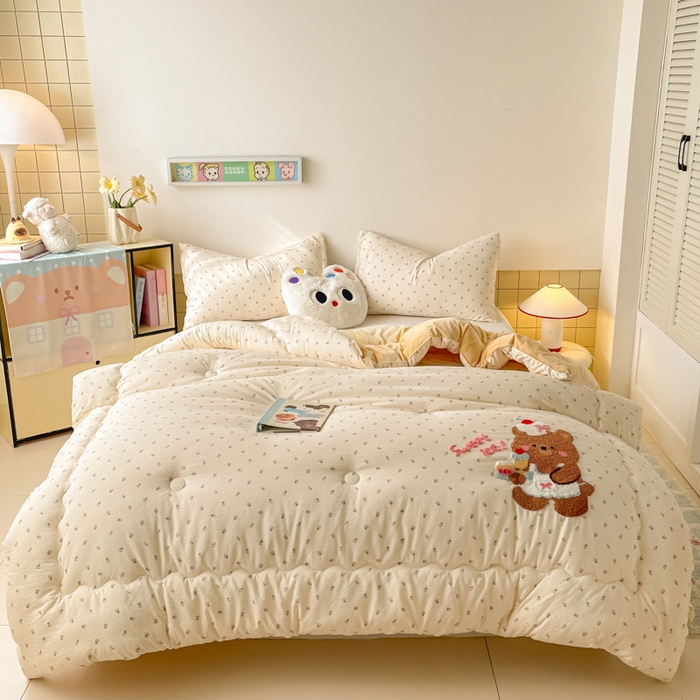 91家纺网 家纺一手货源 找家纺 老帅的工厂店 2025新款云感双层纱毛巾绣懒人被被子被芯 甜品熊