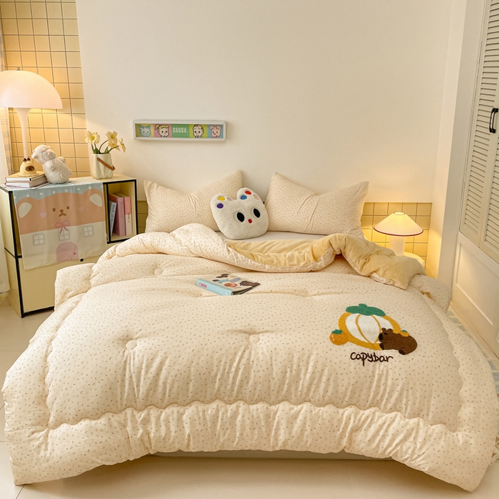 91家纺网 家纺一手货源 找家纺 老帅的工厂店 2025新款云感双层纱毛巾绣懒人被被子被芯 卡皮巴拉