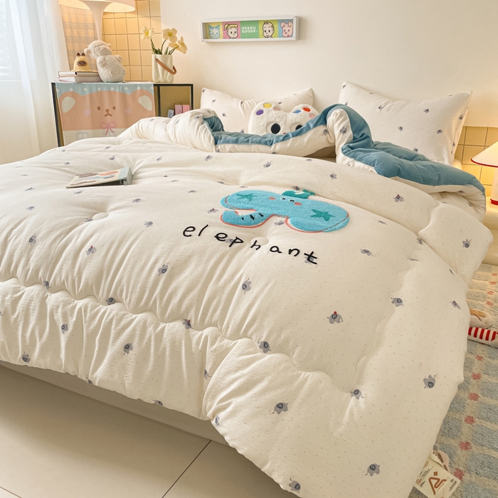 91家纺网 家纺一手货源 找家纺 老帅的工厂店 2025新款云感双层纱毛巾绣懒人被被子被芯 幸运小象