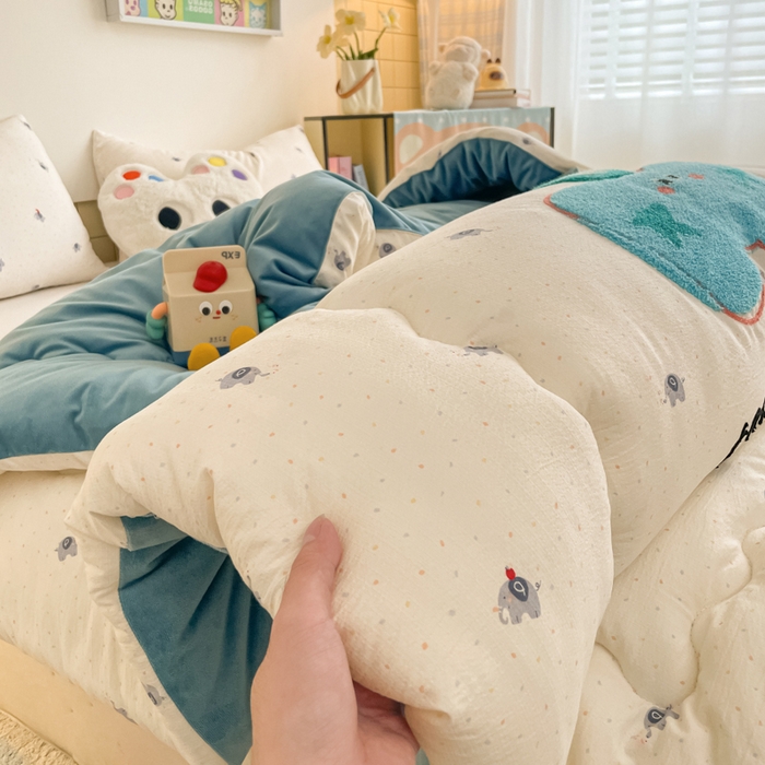 91家纺网 家纺一手货源 找家纺 老帅的工厂店 2025新款云感双层纱毛巾绣懒人被被子被芯 幸运小象