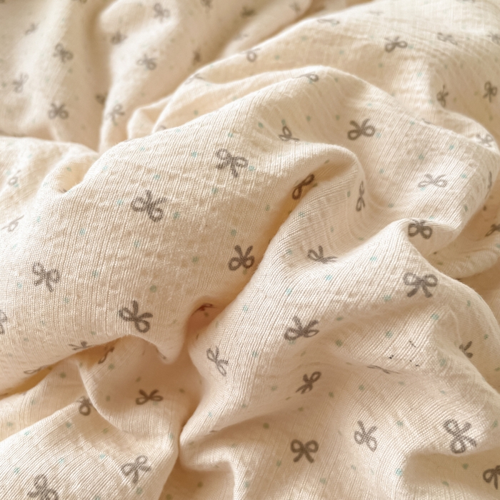 91家纺网 家纺一手货源 找家纺 老帅的工厂店 2025新款云感双层纱毛巾绣懒人被被子被芯 苹果小熊