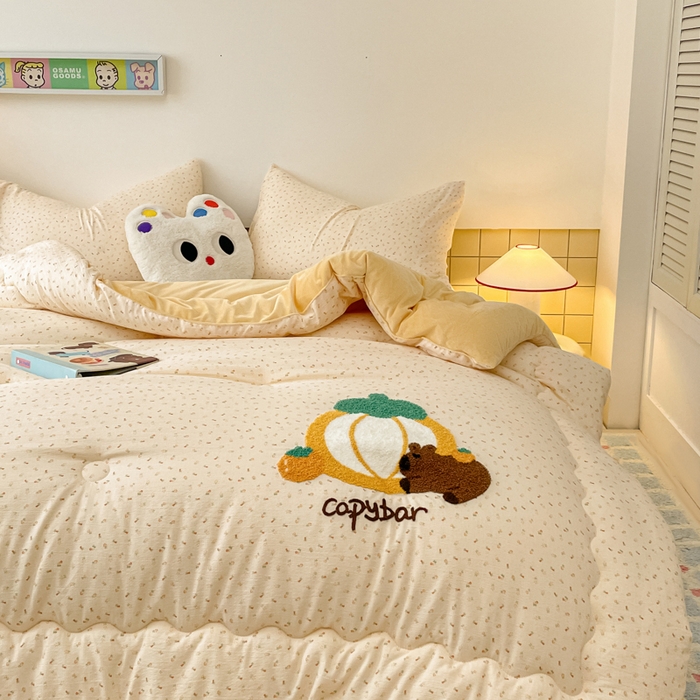 91家纺网 家纺一手货源 找家纺 老帅的工厂店 2025新款云感双层纱毛巾绣懒人被被子被芯 卡皮巴拉