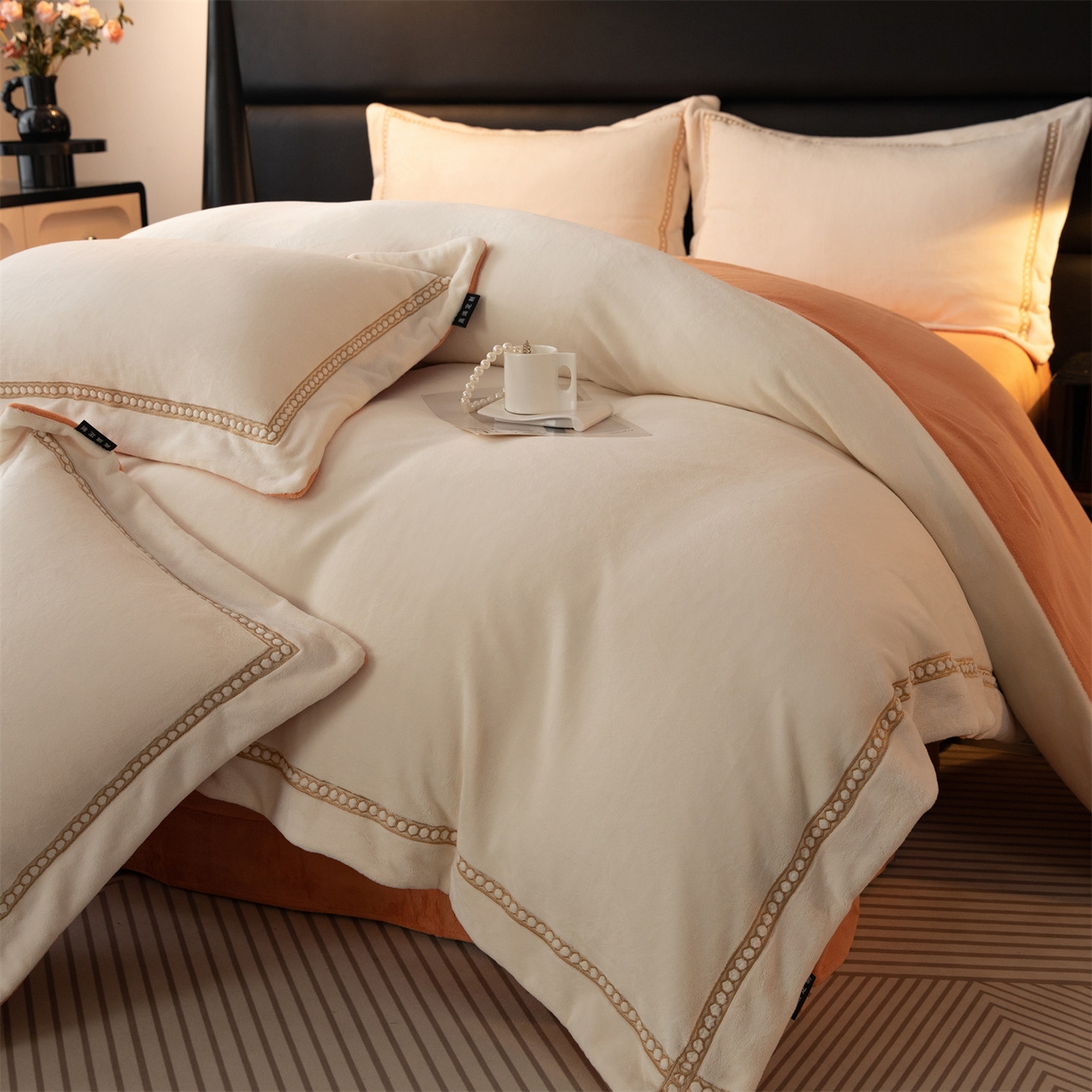 91家纺网 家纺一手货源 找家纺 （总）暖洋家纺 2025新款暖芙绒纯色刺绣款套件四件套