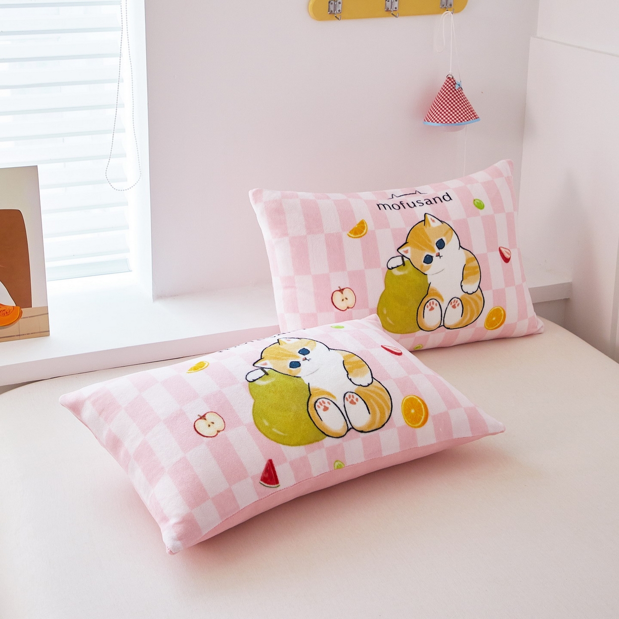 蘭菲家纺 2025新款高克重牛奶绒正版鲨鱼猫系列单品枕套 水果珊迪-猫福