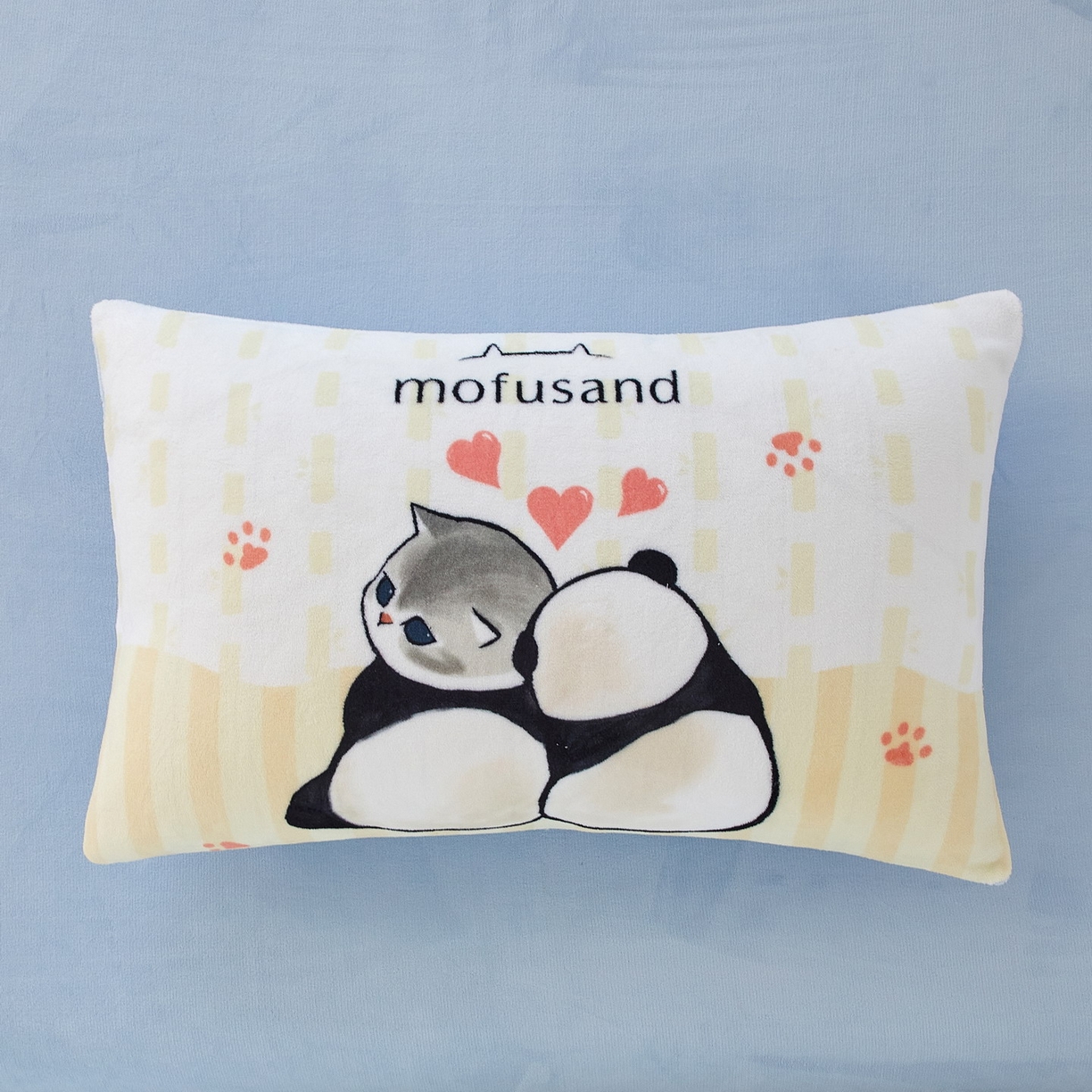 91家纺网 家纺一手货源 找家纺 蘭菲家纺 2025新款高克重牛奶绒正版鲨鱼猫系列单品枕套 珊迪熊-猫福