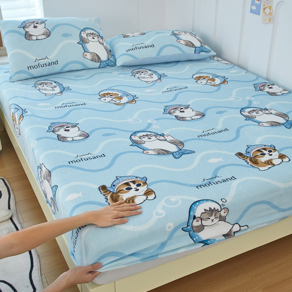 91家纺网 家纺一手货源 找家纺 （总）蘭菲家纺 2025新款高克重牛奶绒正版鲨鱼猫系列单品床笠