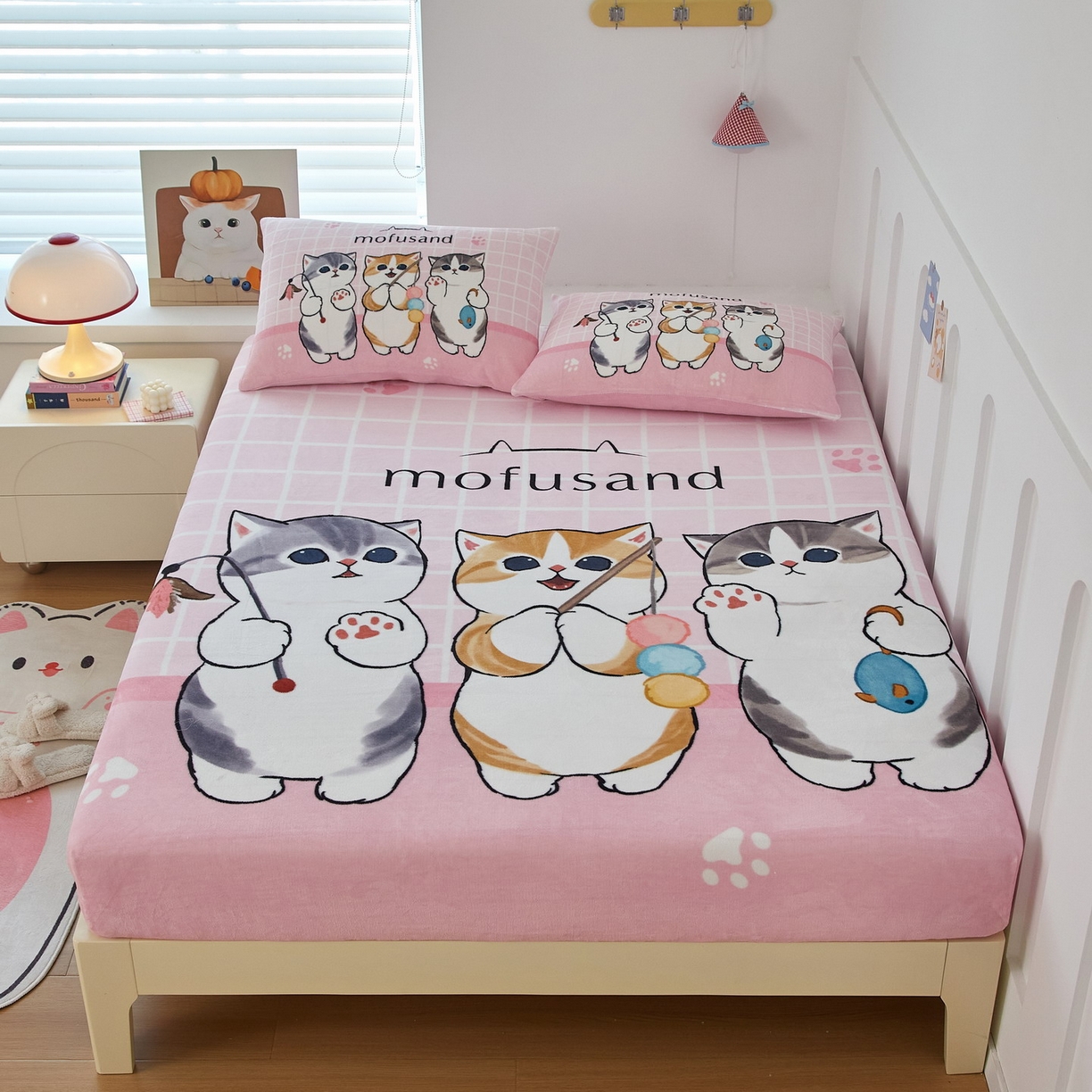 91家纺网 家纺一手货源 找家纺 （总）蘭菲家纺 2025新款高克重牛奶绒正版鲨鱼猫系列单品床笠